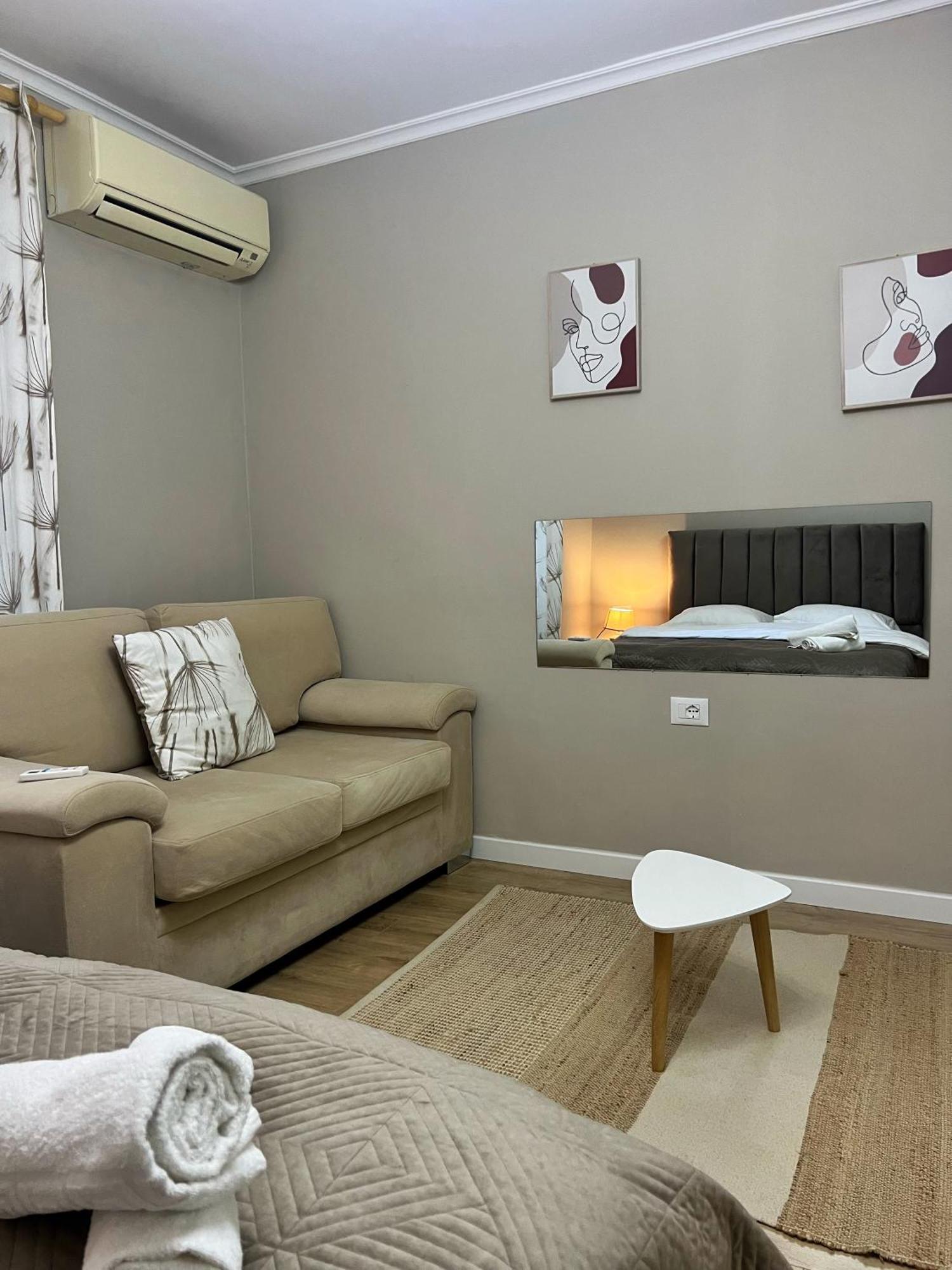 New Bazaar Cane Apartment 2 Tirana Exterior photo